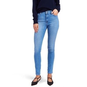 Mott & Bow Women's Light Blue Denim Jeans
